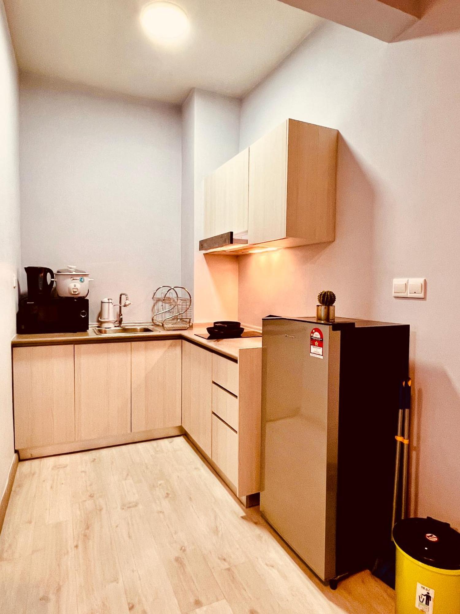 Maison Life 小居屋 Jesselton Quay Citypads Кота-Кінабалу Екстер'єр фото