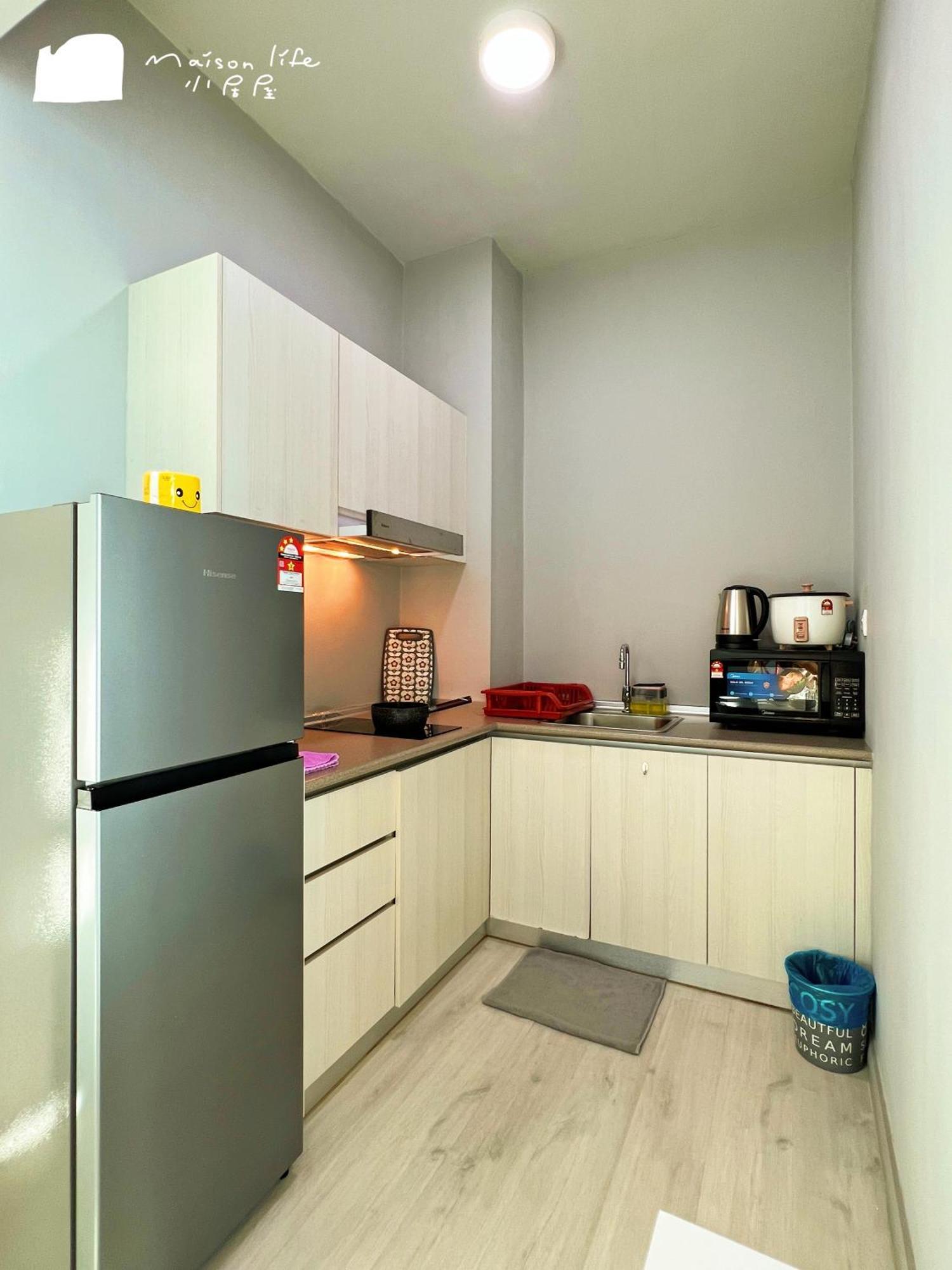 Maison Life 小居屋 Jesselton Quay Citypads Кота-Кінабалу Екстер'єр фото